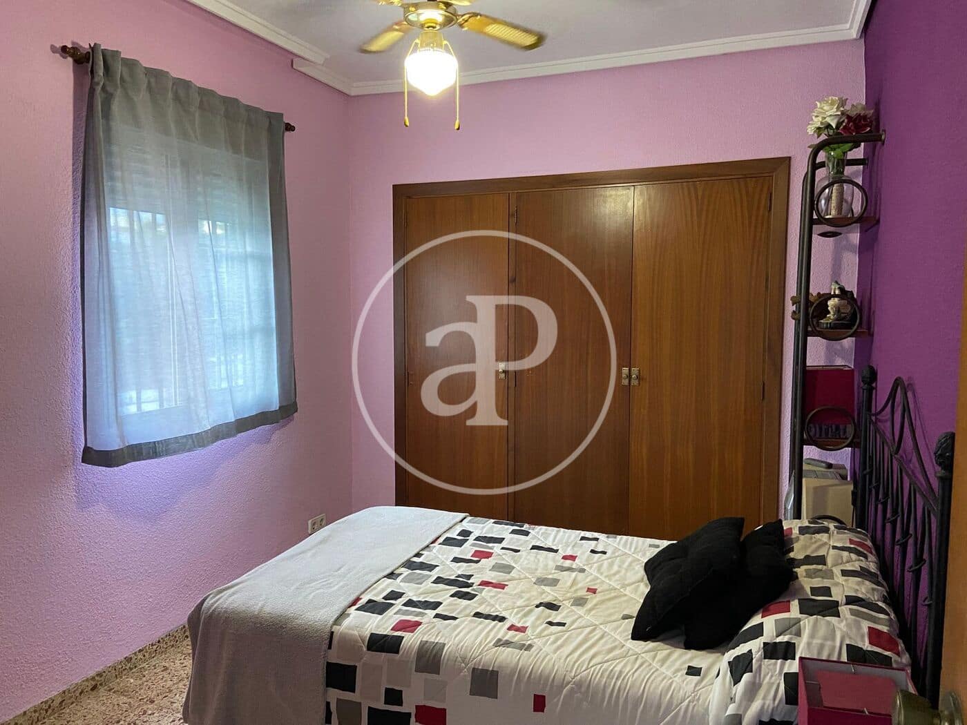 7 makuuhuone Huvila myytävänä paikassa Chiva mukana uima-altaan - 350 000 € (Ref: 9630363)