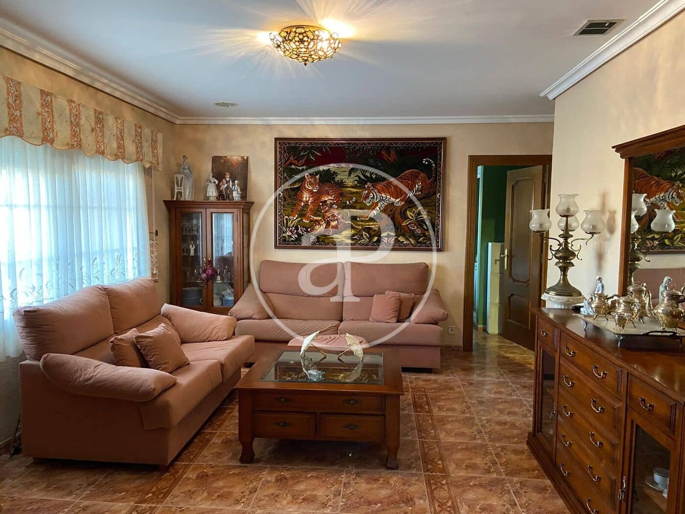 7 makuuhuone Huvila myytävänä paikassa Chiva mukana uima-altaan - 350 000 € (Ref: 9630363)