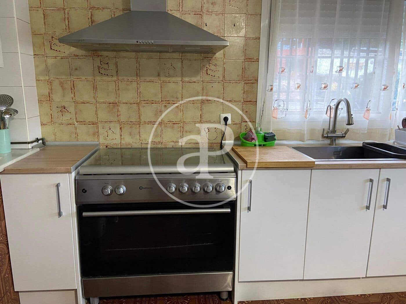 7 makuuhuone Huvila myytävänä paikassa Chiva mukana uima-altaan - 350 000 € (Ref: 9630363)