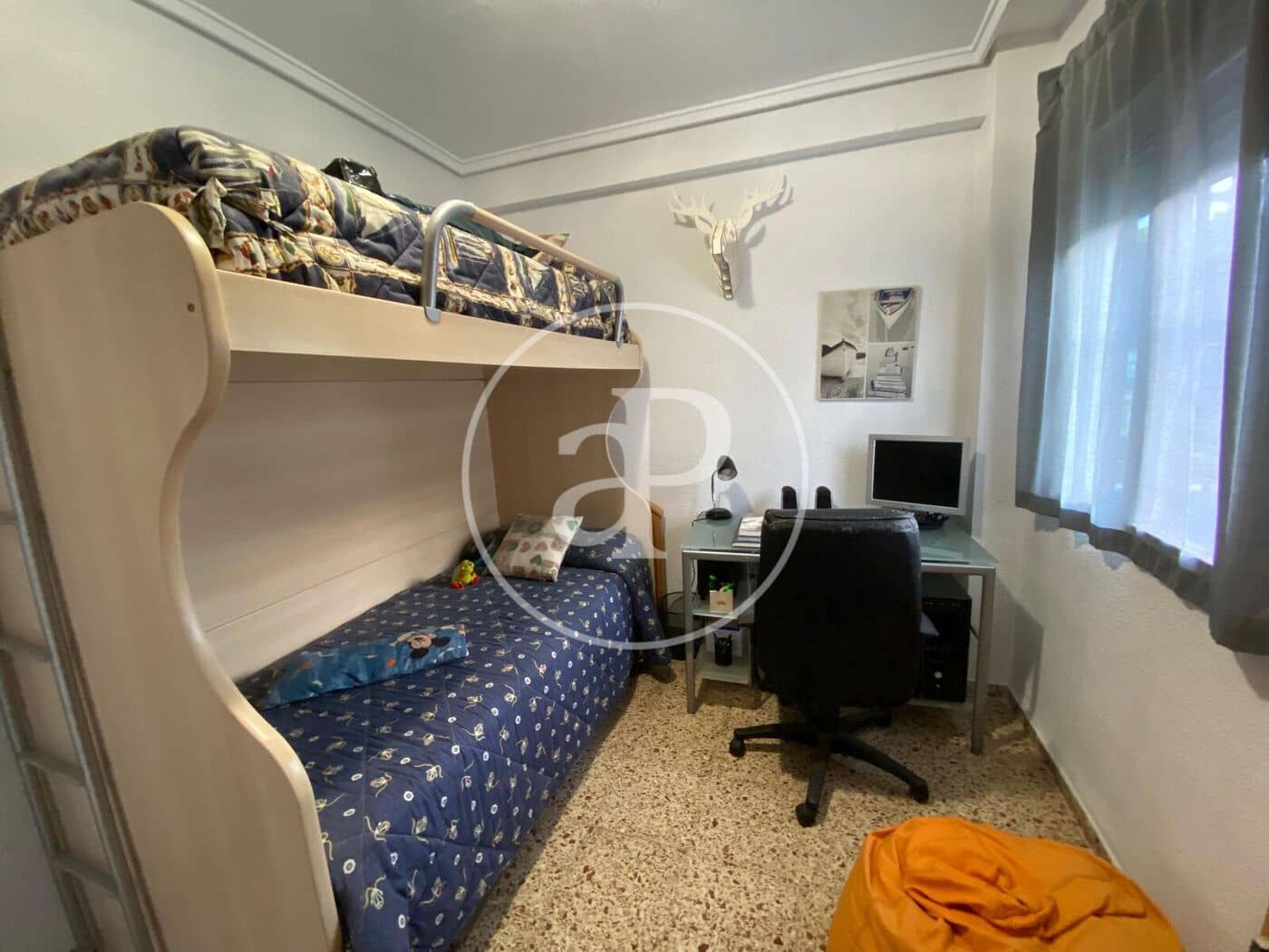 7 makuuhuone Huvila myytävänä paikassa Chiva mukana uima-altaan - 350 000 € (Ref: 9630363)