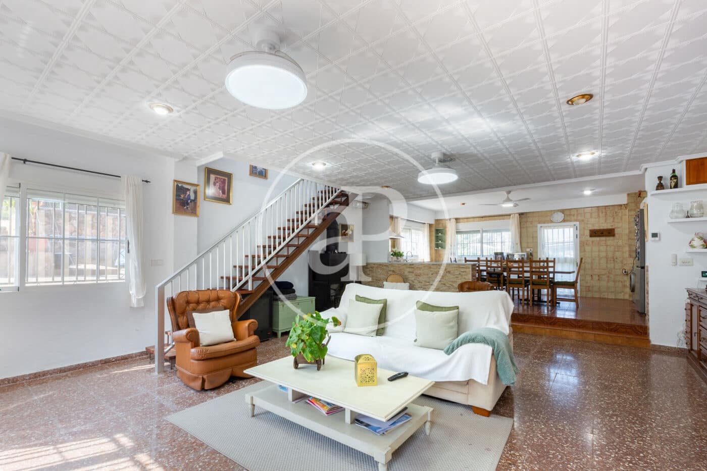 7 bedroom Villa for sale in Chiva with pool - € 350,000 (Ref: 9630363)