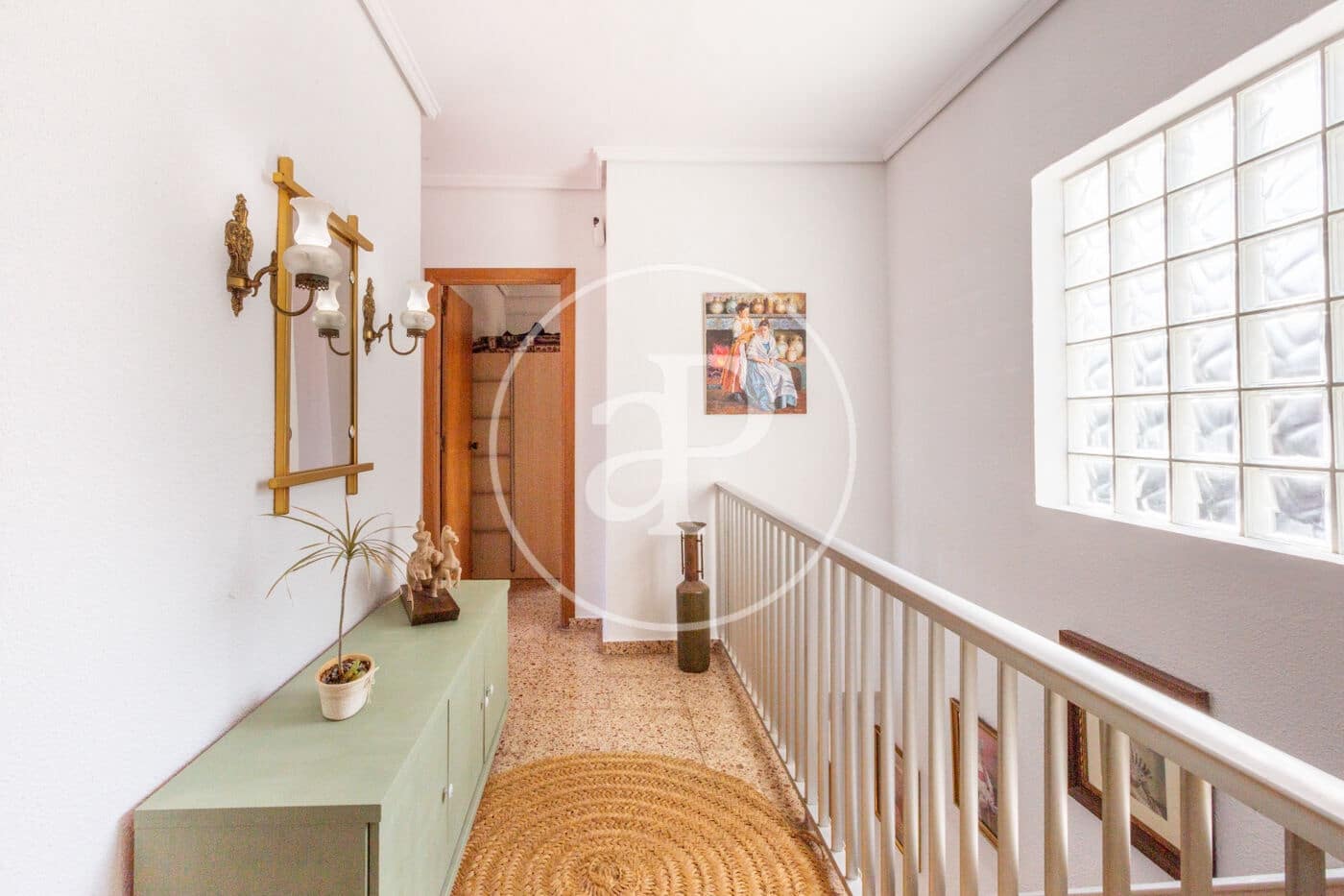 7 bedroom Villa for sale in Chiva with pool - € 350,000 (Ref: 9630363)