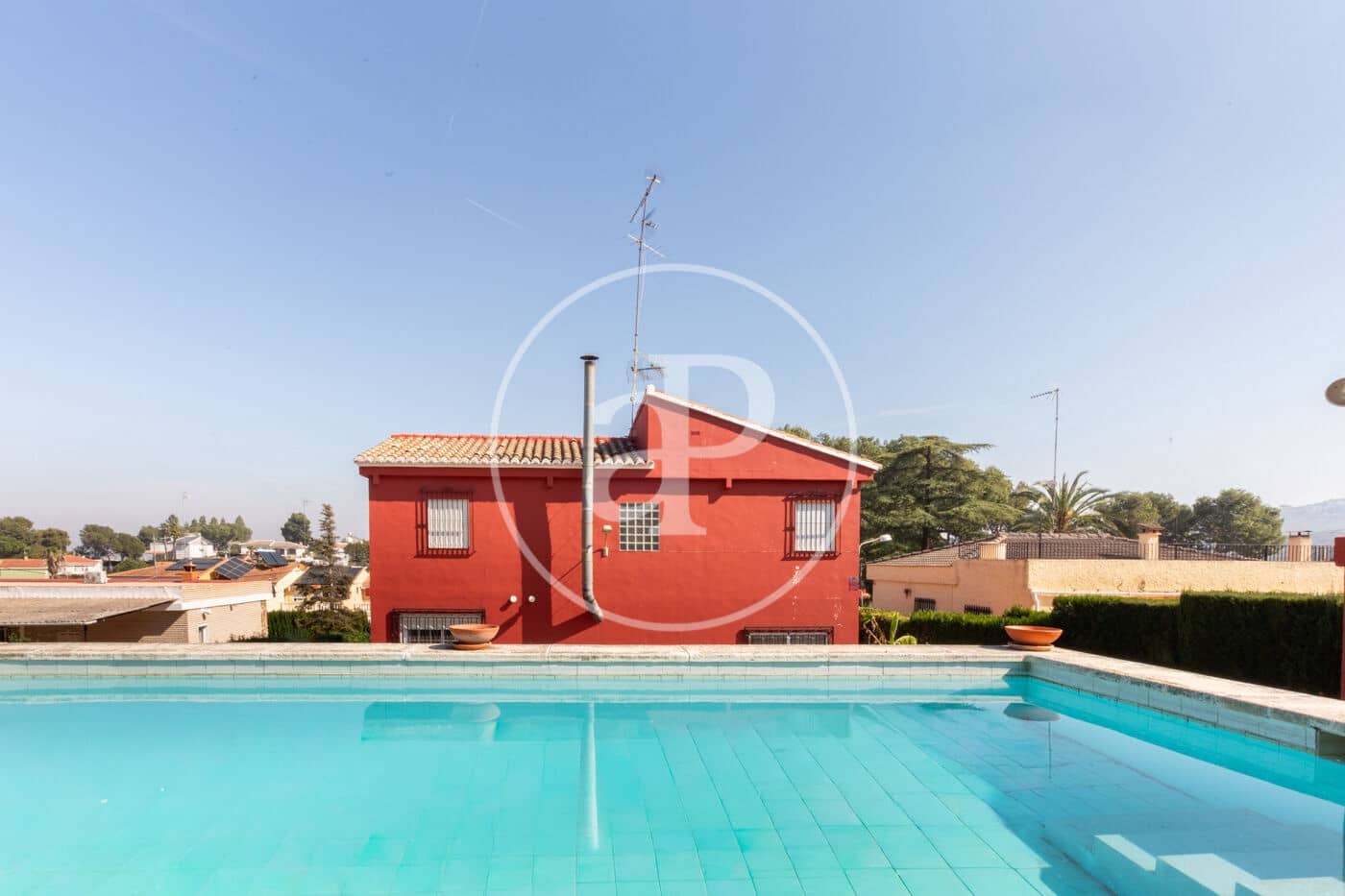 7 bedroom Villa for sale in Chiva with pool - € 350,000 (Ref: 9630363)