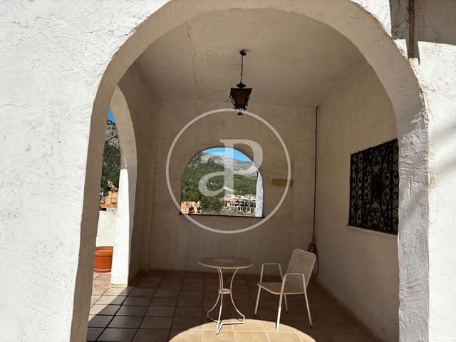 Chalet de 10 habitaciones en Alcoy / Alcoi en venta con piscina - 355.000 € (Ref: 9634595)