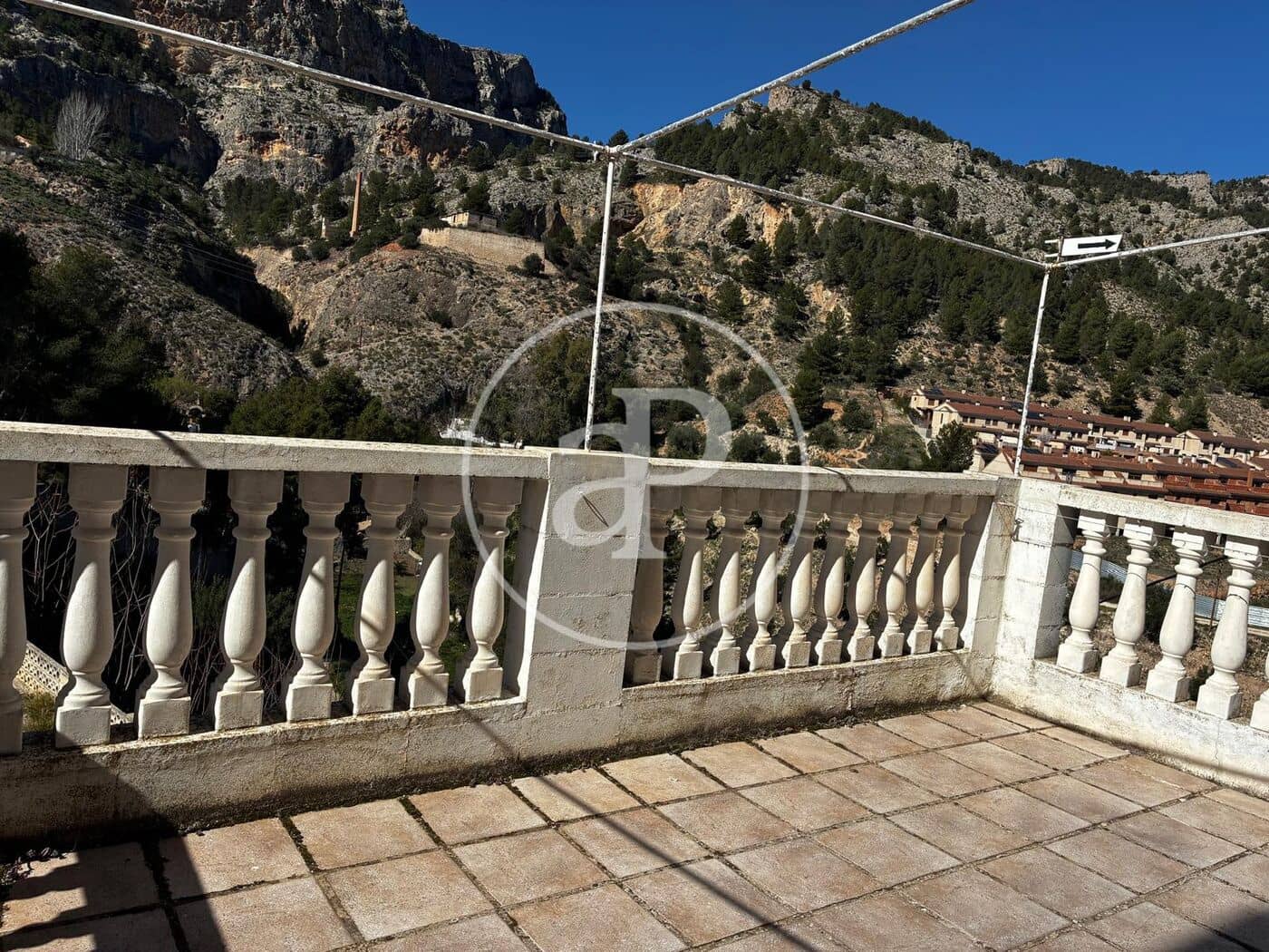 Chalet de 10 habitaciones en Alcoy / Alcoi en venta con piscina - 355.000 € (Ref: 9634595)
