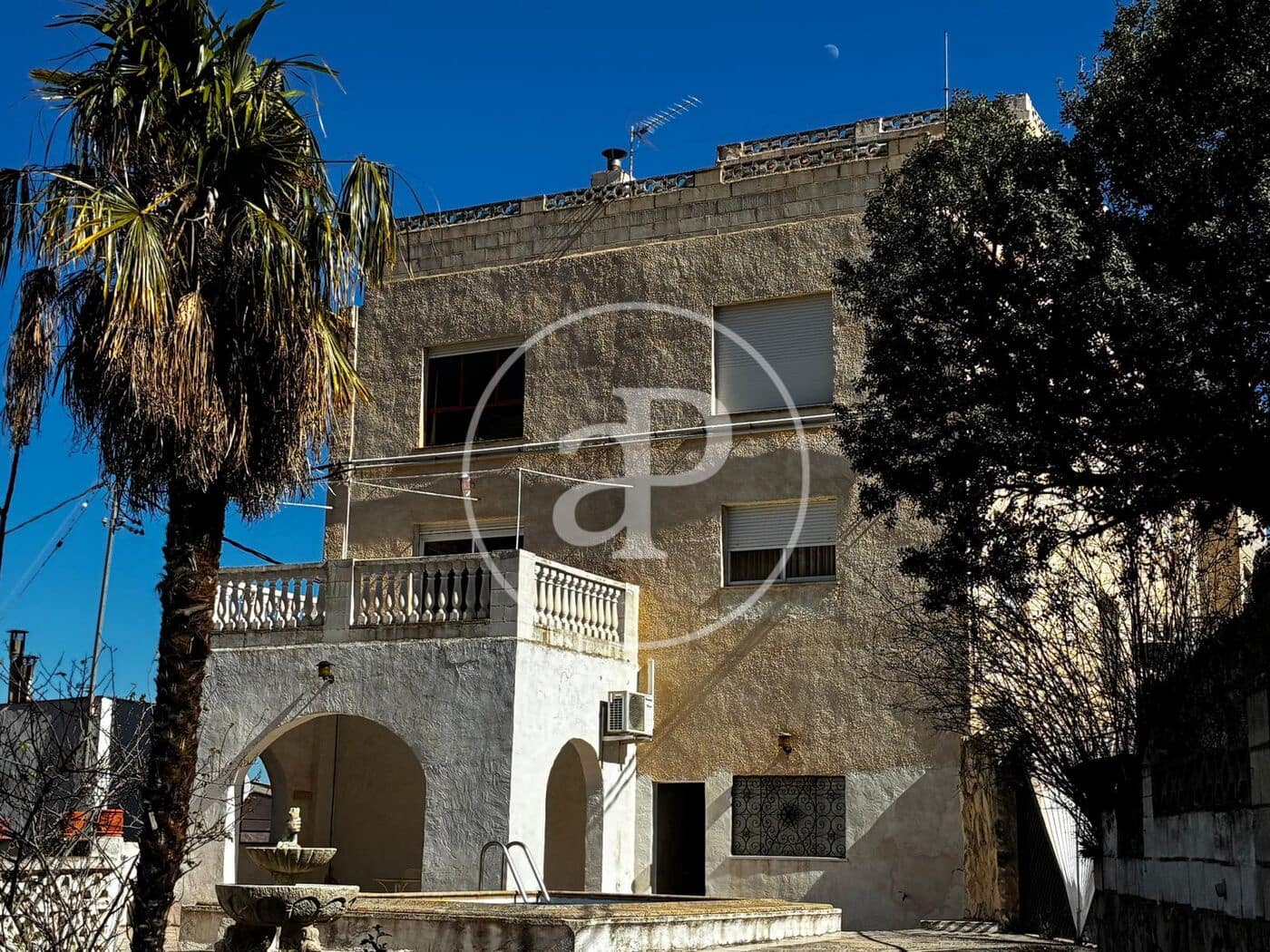 Chalet de 10 habitaciones en Alcoy / Alcoi en venta con piscina - 355.000 € (Ref: 9634595)