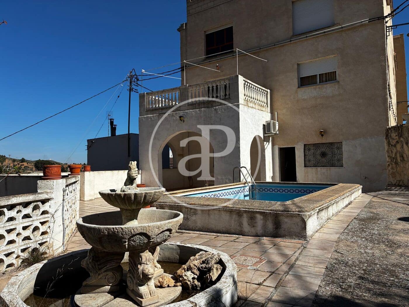 Chalet de 10 habitaciones en Alcoy / Alcoi en venta con piscina - 355.000 € (Ref: 9634595)