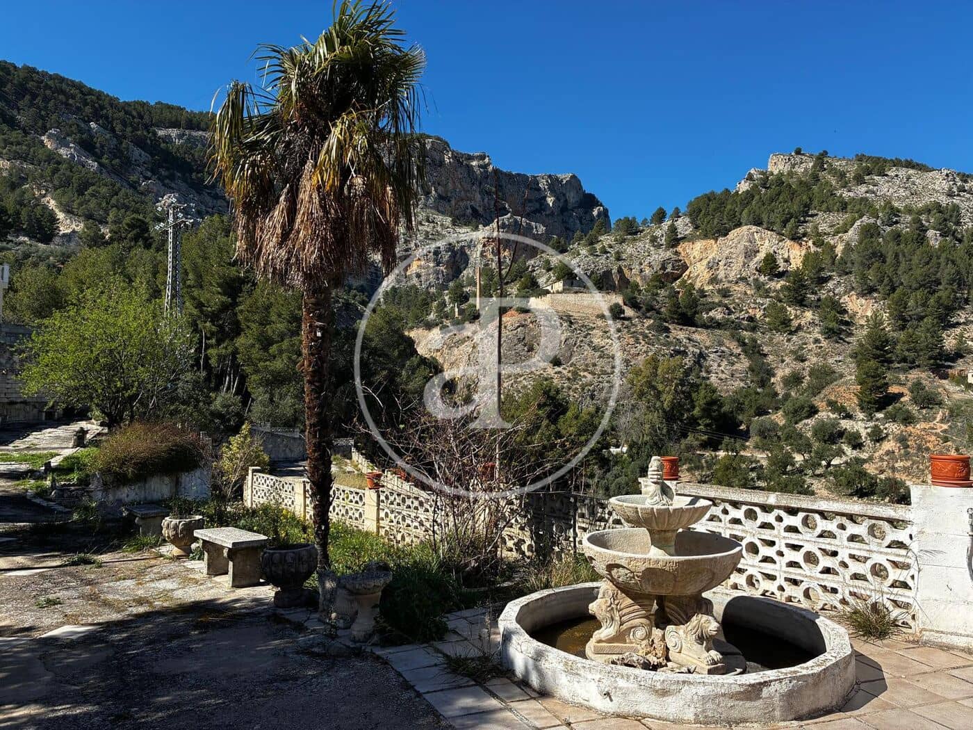 Chalet de 10 habitaciones en Alcoy / Alcoi en venta con piscina - 355.000 € (Ref: 9634595)