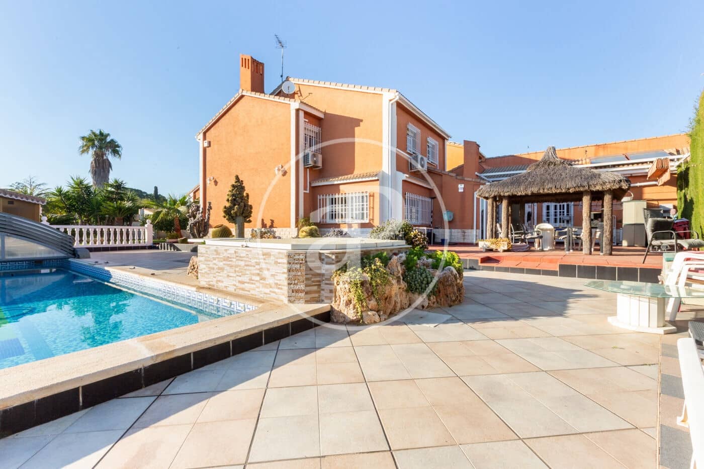 4 soveværelse Villa til salg i San Antonio de Benageber med swimmingpool - € 630.000 (Ref: 9634597)