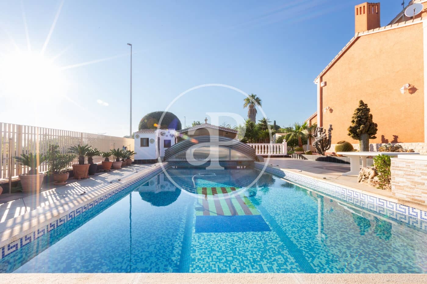 4 soveværelse Villa til salg i San Antonio de Benageber med swimmingpool - € 630.000 (Ref: 9634597)