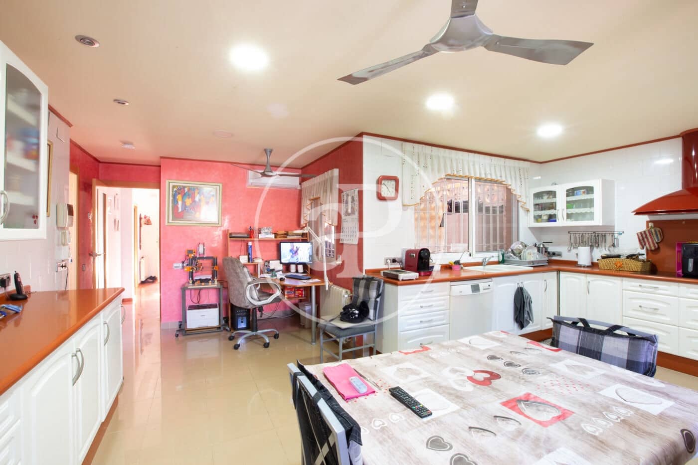 4 soveværelse Villa til salg i San Antonio de Benageber med swimmingpool - € 630.000 (Ref: 9634597)