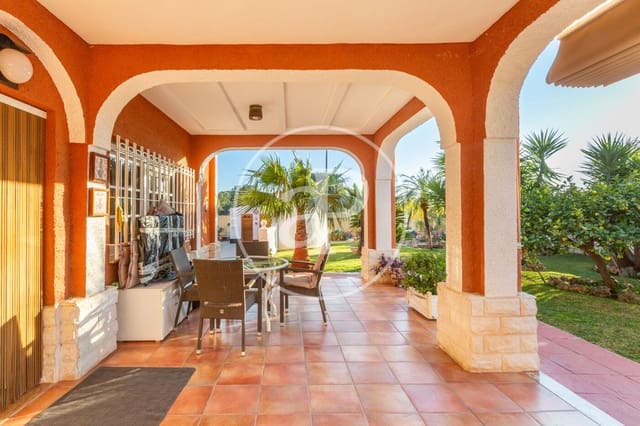 4 soveværelse Villa til salg i San Antonio de Benagéber med swimmingpool - € 630.000 (Ref: 9634597)