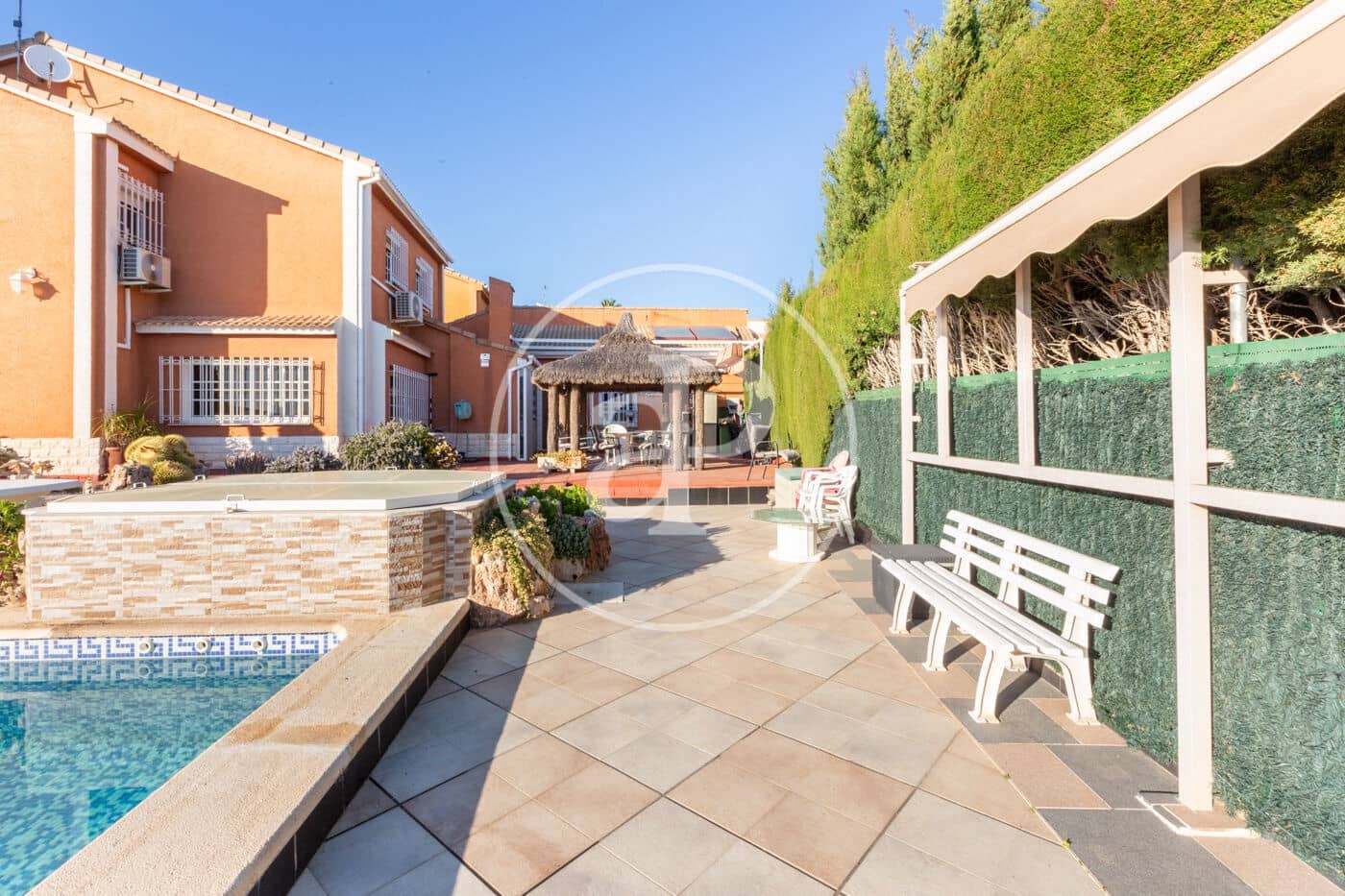 4 soveværelse Villa til salg i San Antonio de Benageber med swimmingpool - € 630.000 (Ref: 9634597)