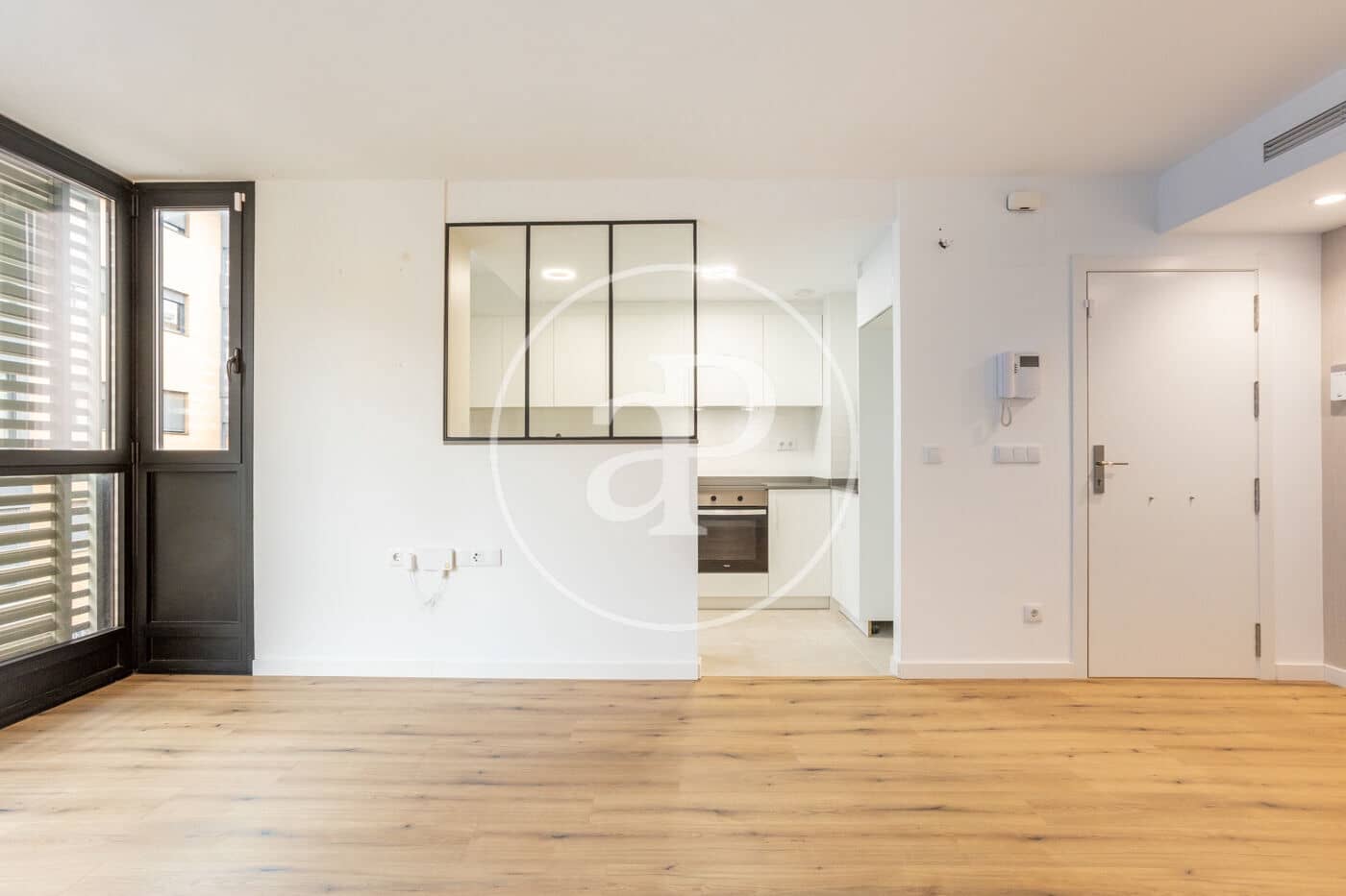 3 bedroom Apartment for rent in Valencia city - € 1,600 (Ref: 9637690)