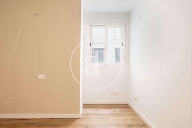 3 bedroom Apartment for rent in En Corts, Valencia city - € 1,600 (Ref: 9637690)