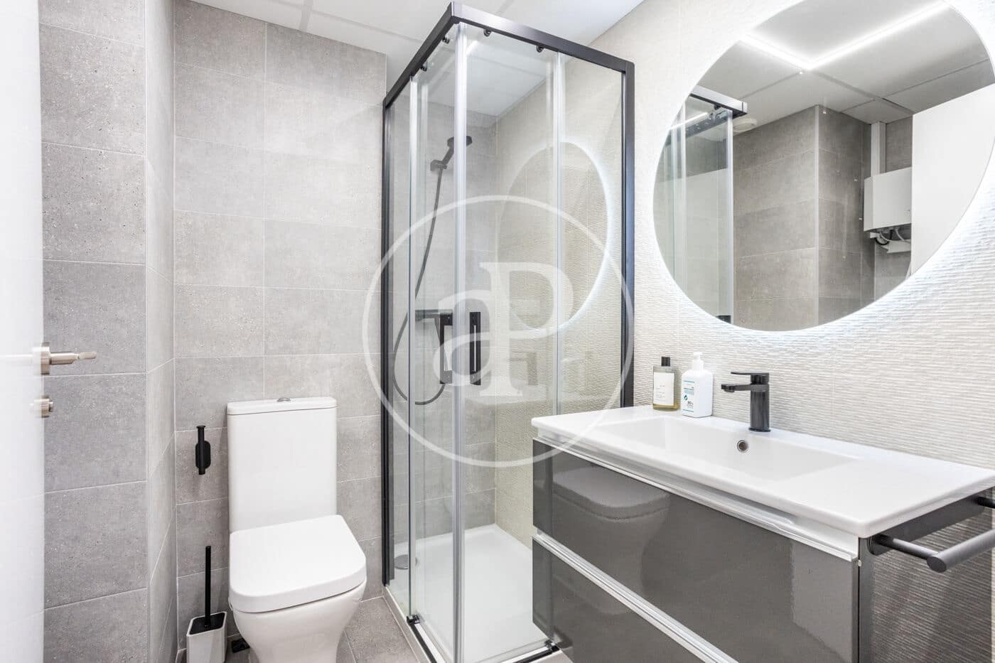 3 bedroom Apartment for rent in Valencia city - € 1,600 (Ref: 9637690)