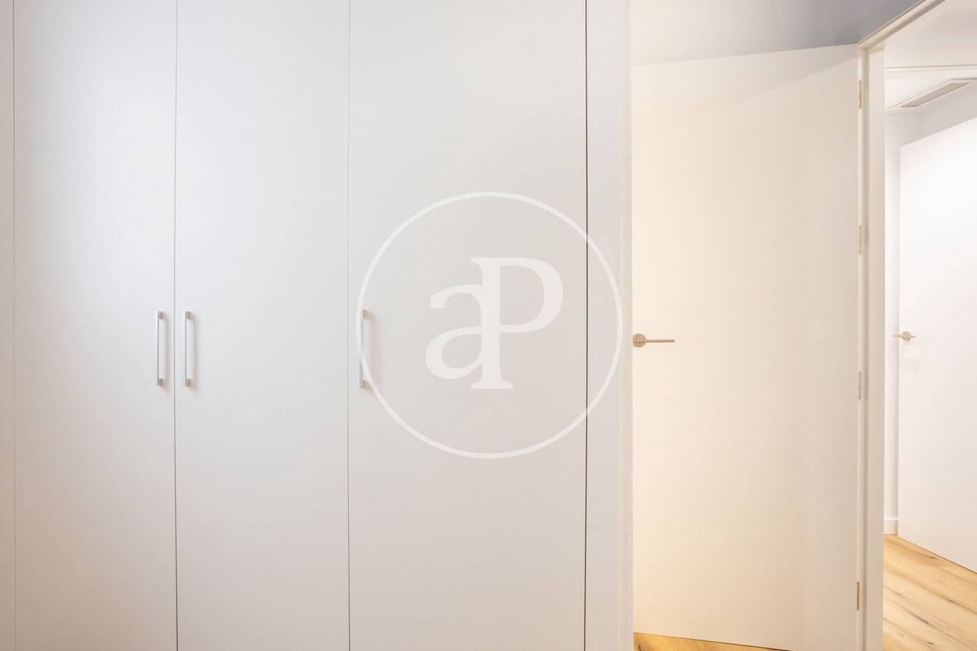 3 bedroom Apartment for rent in Valencia city - € 1,600 (Ref: 9637690)