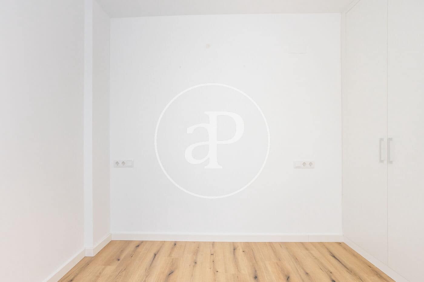 3 bedroom Apartment for rent in Valencia city - € 1,600 (Ref: 9637690)