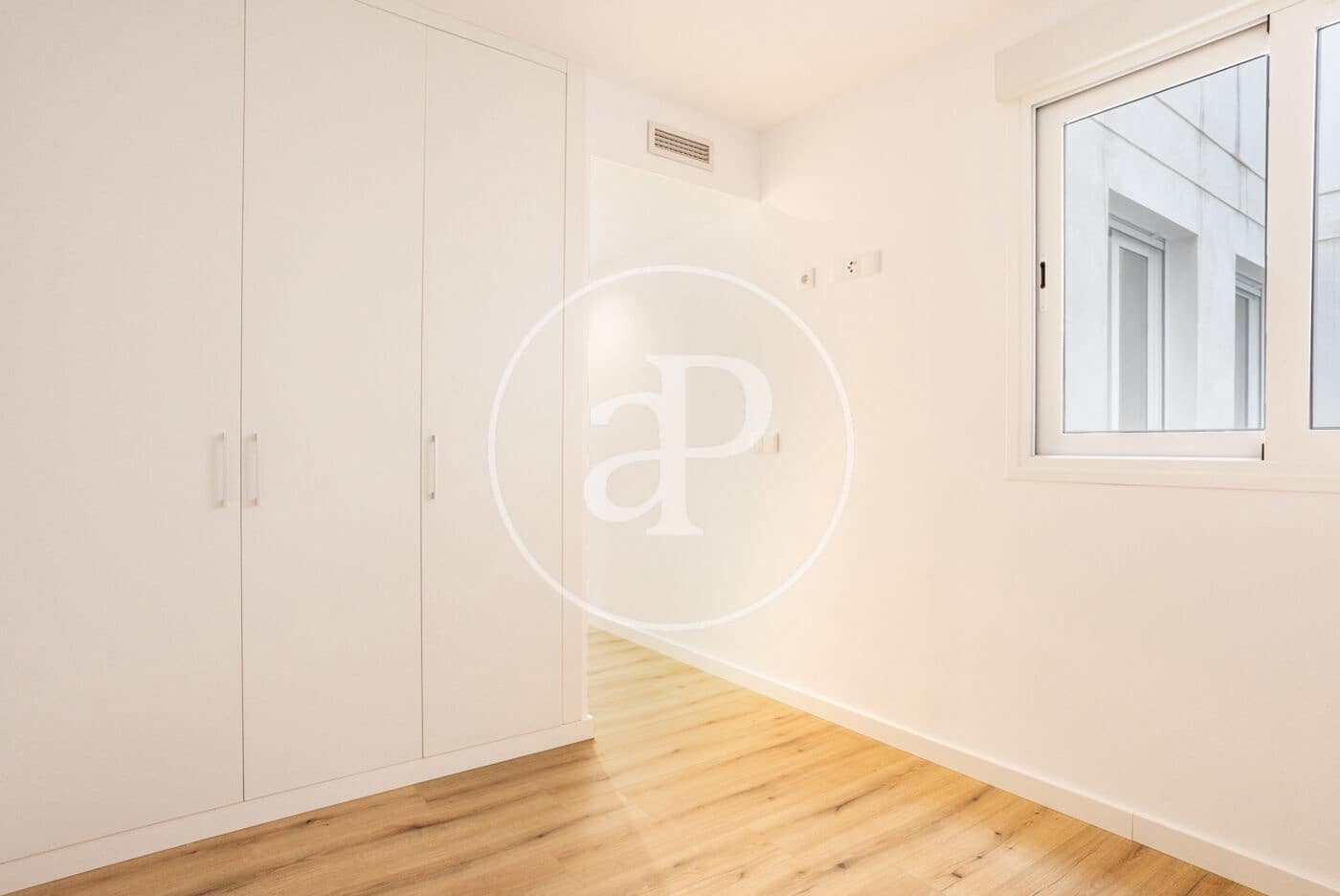 3 bedroom Apartment for rent in Valencia city - € 1,600 (Ref: 9637690)