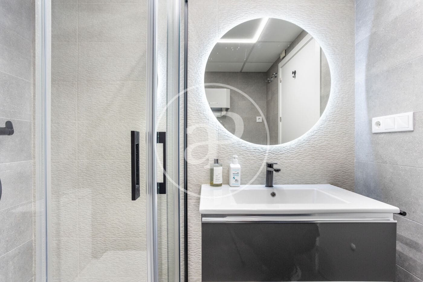 3 bedroom Apartment for rent in Valencia city - € 1,600 (Ref: 9637690)