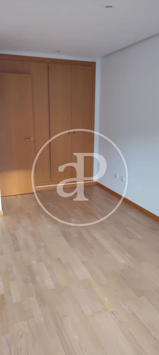 4 makuuhuone Huoneisto myytävänä paikassa Valencia kaupunki - 730 000 € (Ref: 9637691)