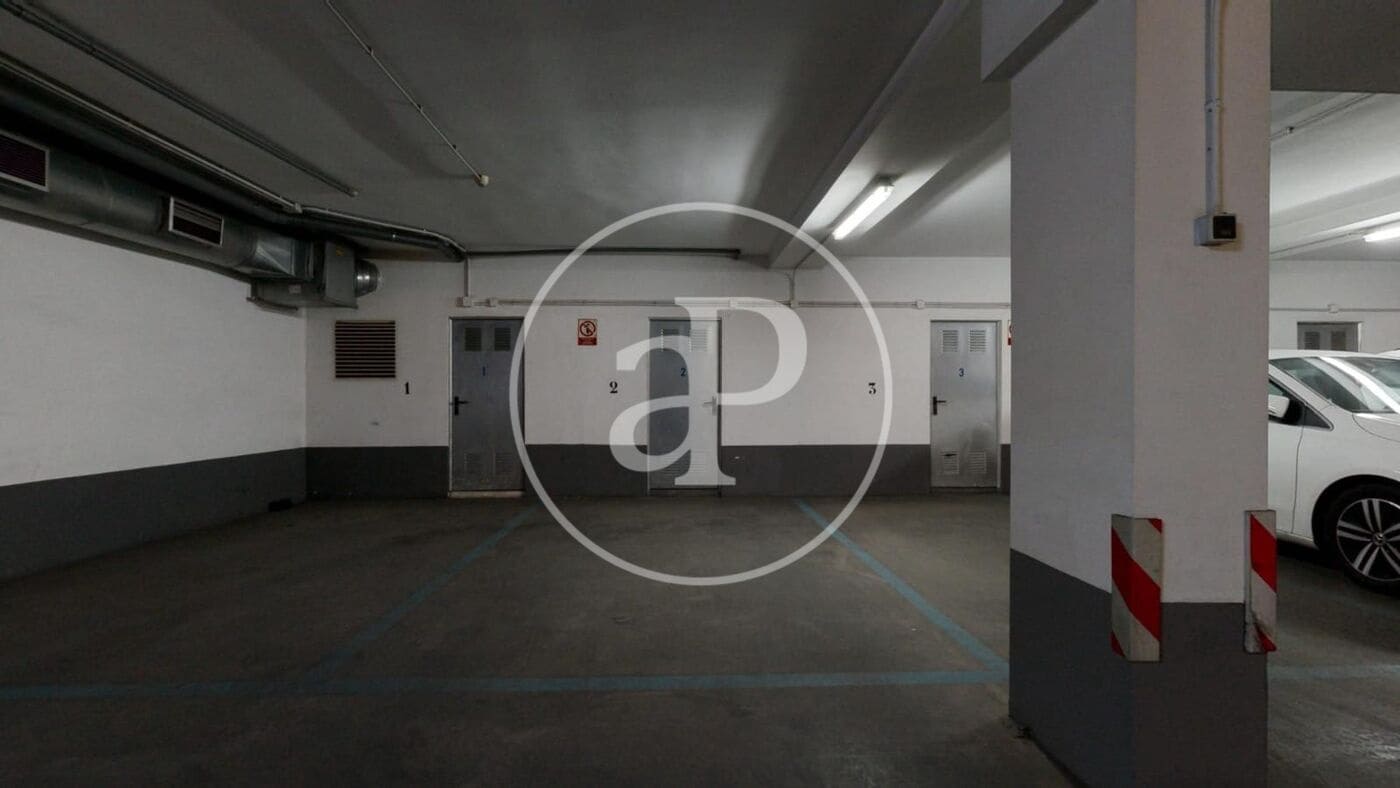 4 makuuhuone Huoneisto myytävänä paikassa Valencia kaupunki - 730 000 € (Ref: 9637691)