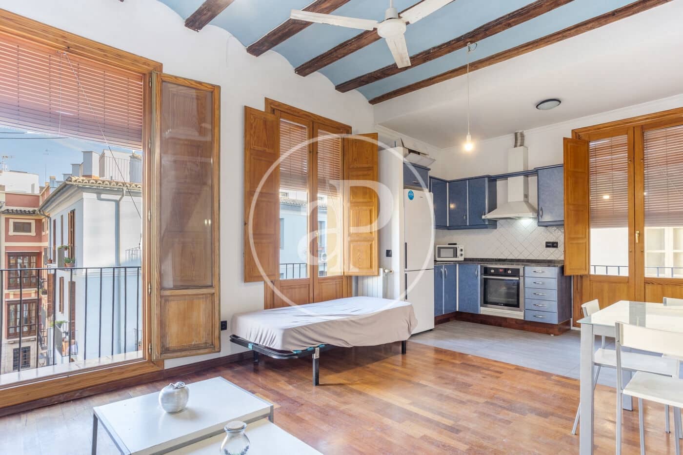 Apartamento de 2 habitaciones en València ciudad en alquiler - 1.500 € (Ref: 9637692)