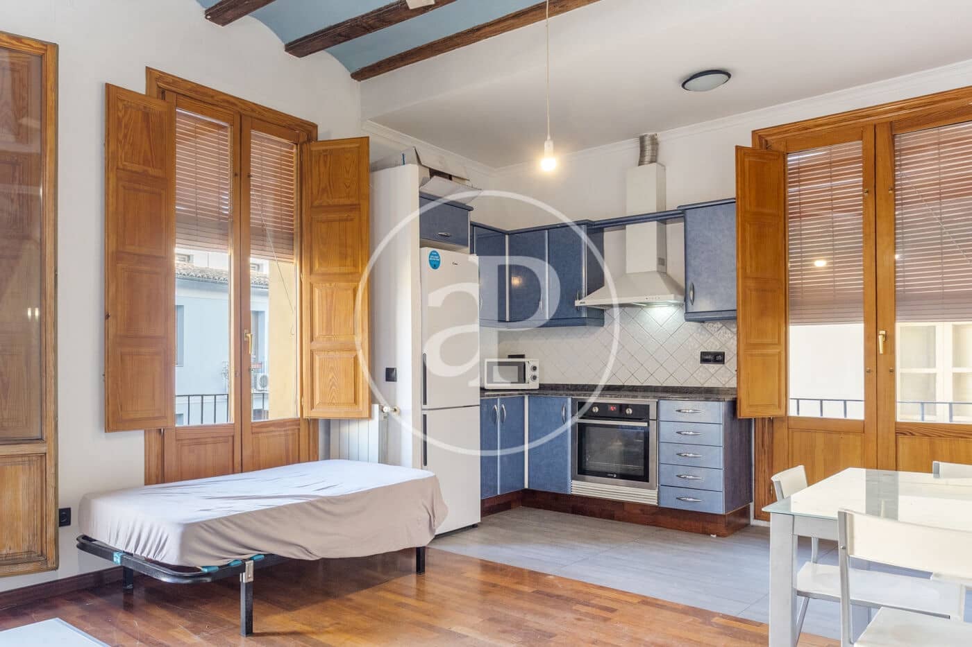 Apartamento de 2 habitaciones en València ciudad en alquiler - 1.500 € (Ref: 9637692)