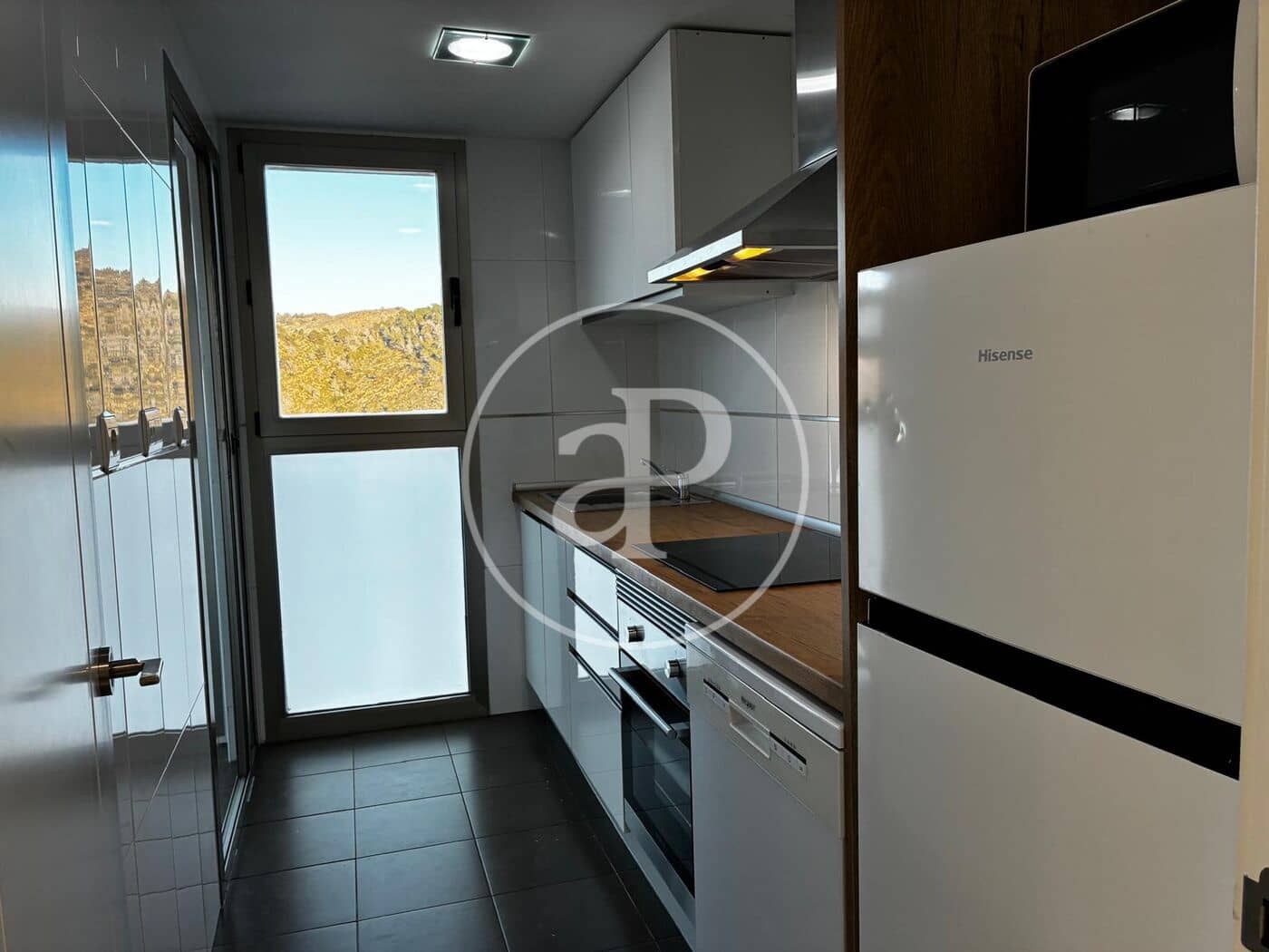 2 bedroom Apartment for sale in Benidorm with pool - € 424,500 (Ref: 9637693)