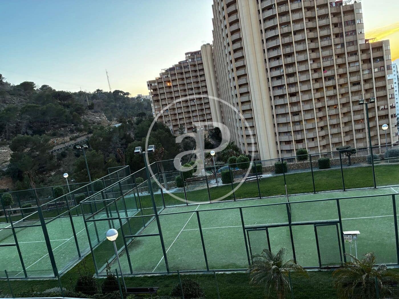 2 bedroom Apartment for sale in Benidorm with pool - € 424,500 (Ref: 9637693)