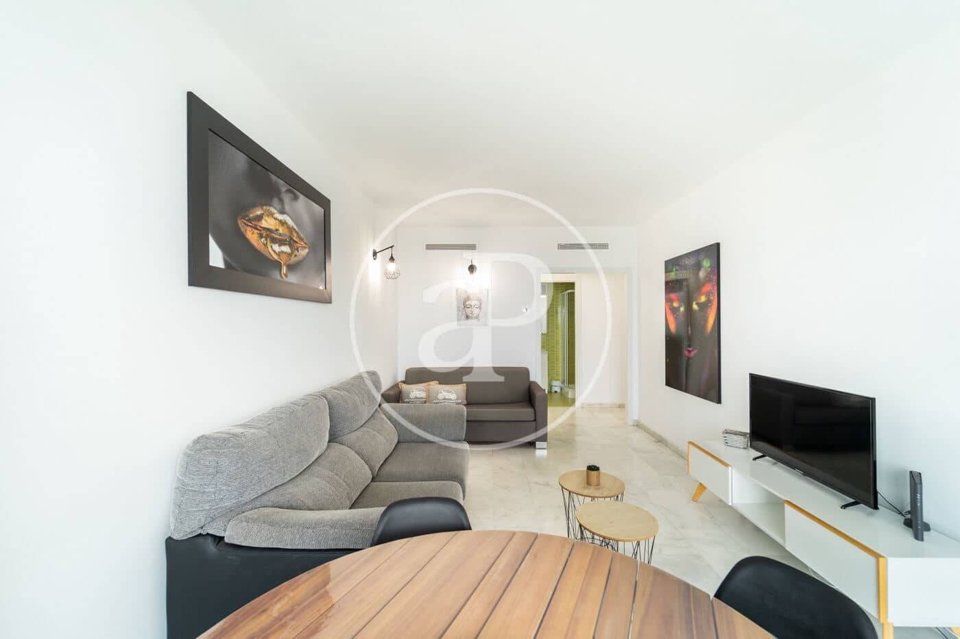 2 bedroom Apartment for sale in Benidorm with pool - € 424,500 (Ref: 9637693)