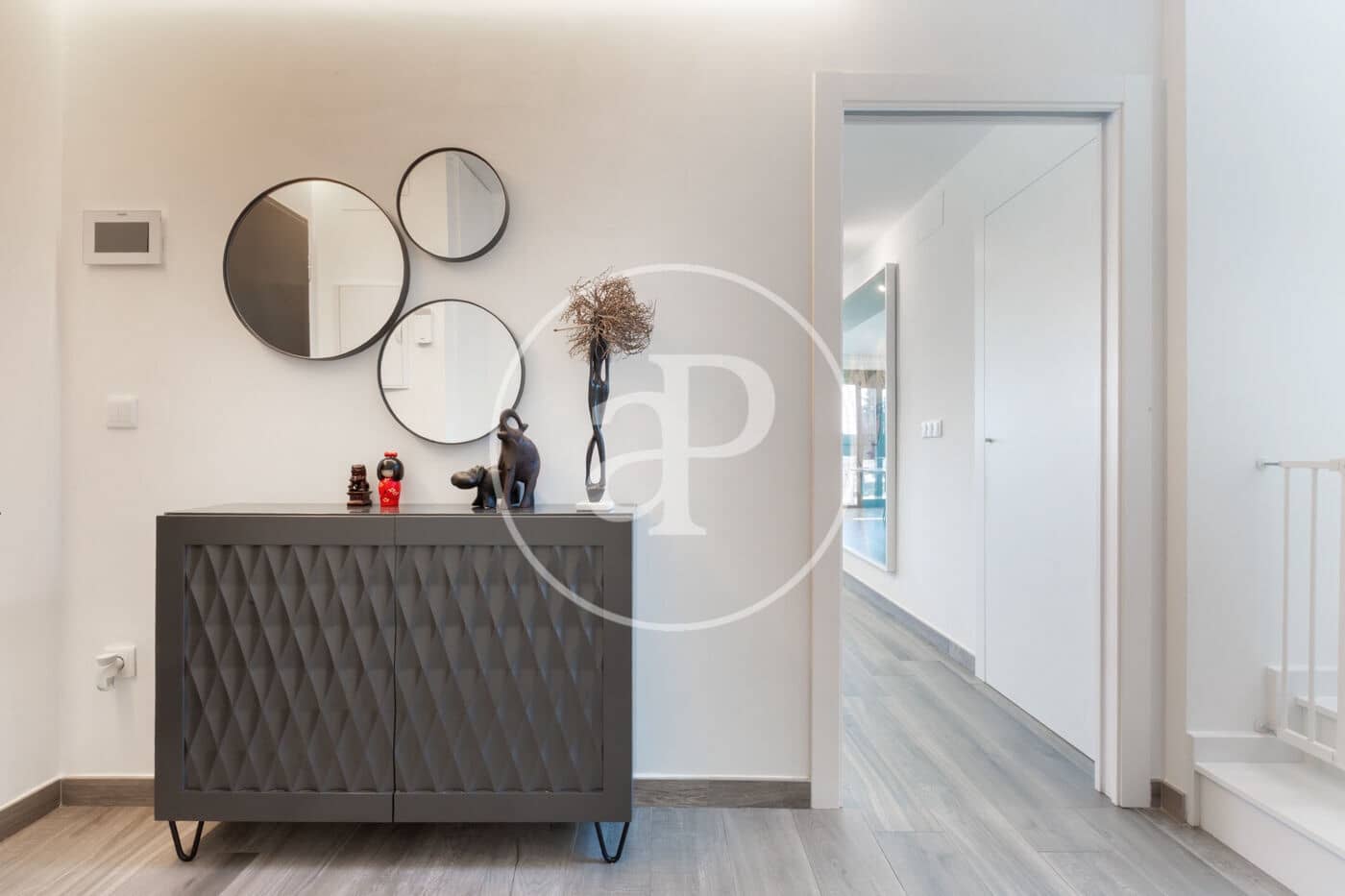 4 slaapkamer Villa te koop in San Antonio de Benageber met zwembad - € 1.499.000 (Ref: 9637694)