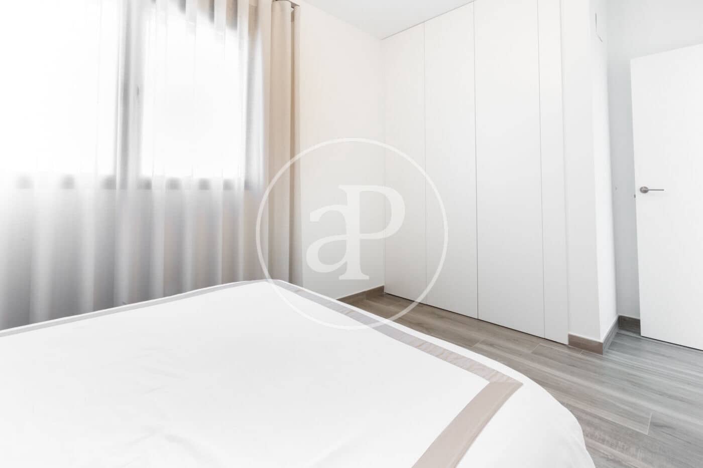 4 slaapkamer Villa te koop in San Antonio de Benageber met zwembad - € 1.499.000 (Ref: 9637694)