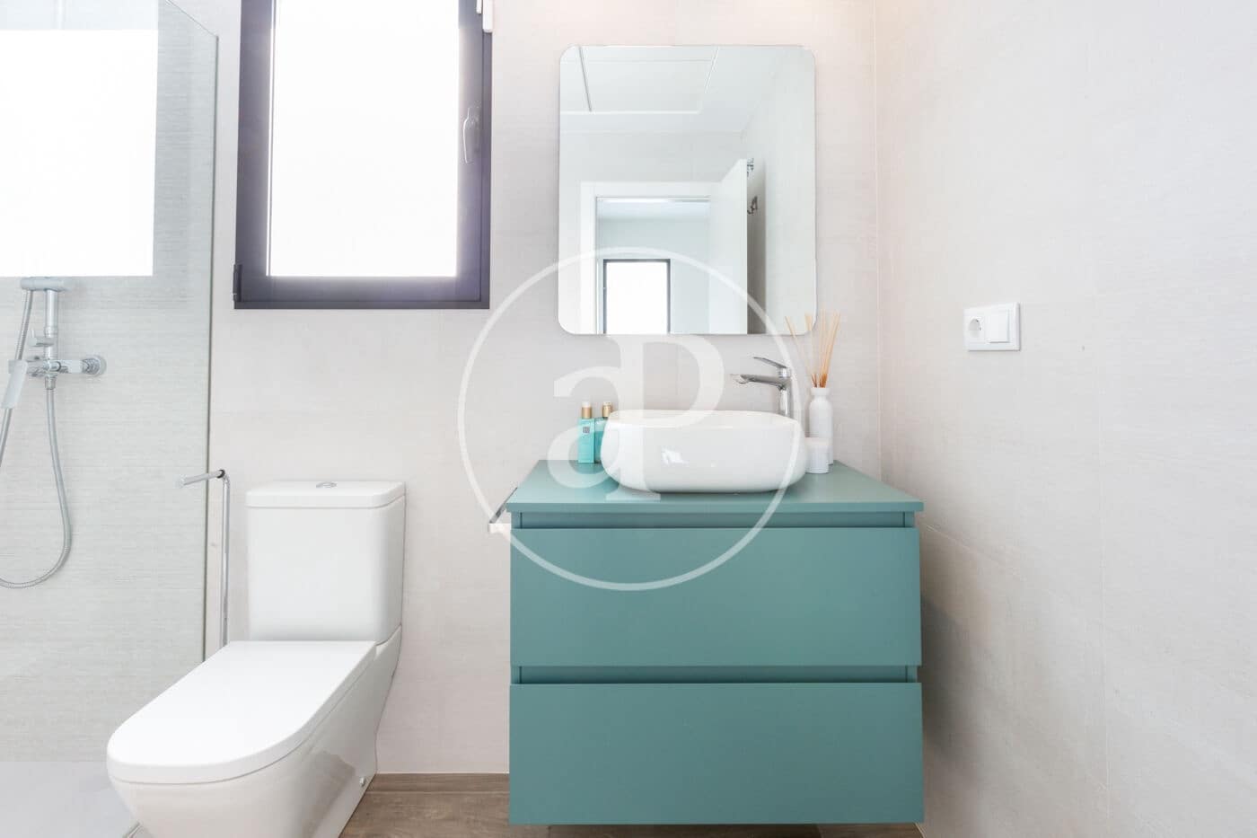 4 slaapkamer Villa te koop in San Antonio de Benageber met zwembad - € 1.499.000 (Ref: 9637694)