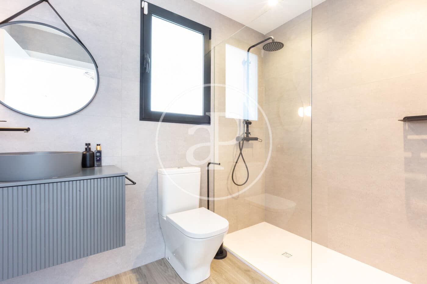 4 slaapkamer Villa te koop in San Antonio de Benageber met zwembad - € 1.499.000 (Ref: 9637694)