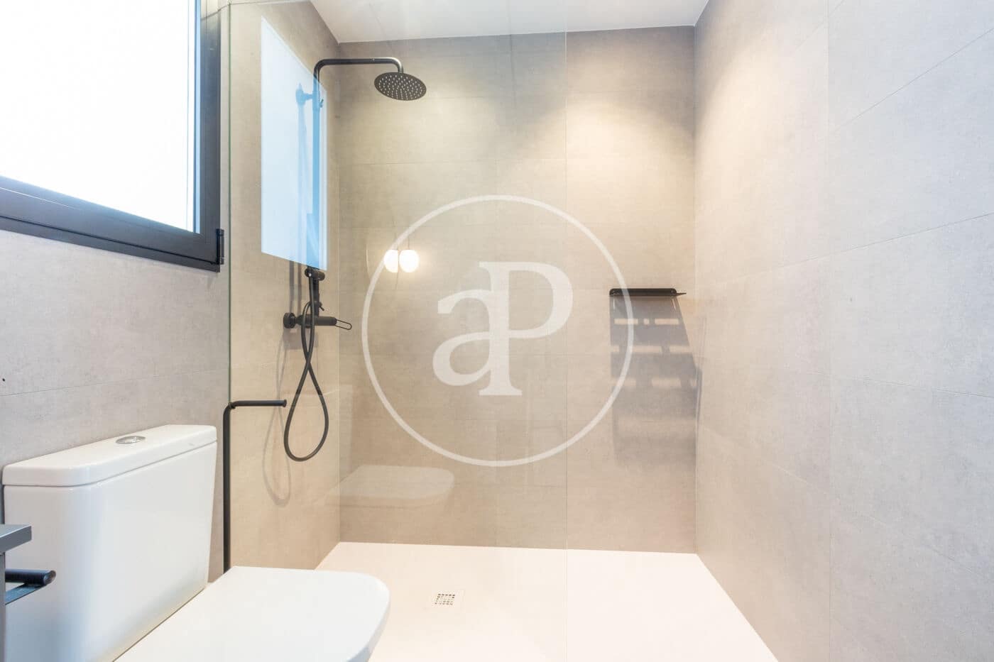 4 slaapkamer Villa te koop in San Antonio de Benageber met zwembad - € 1.499.000 (Ref: 9637694)