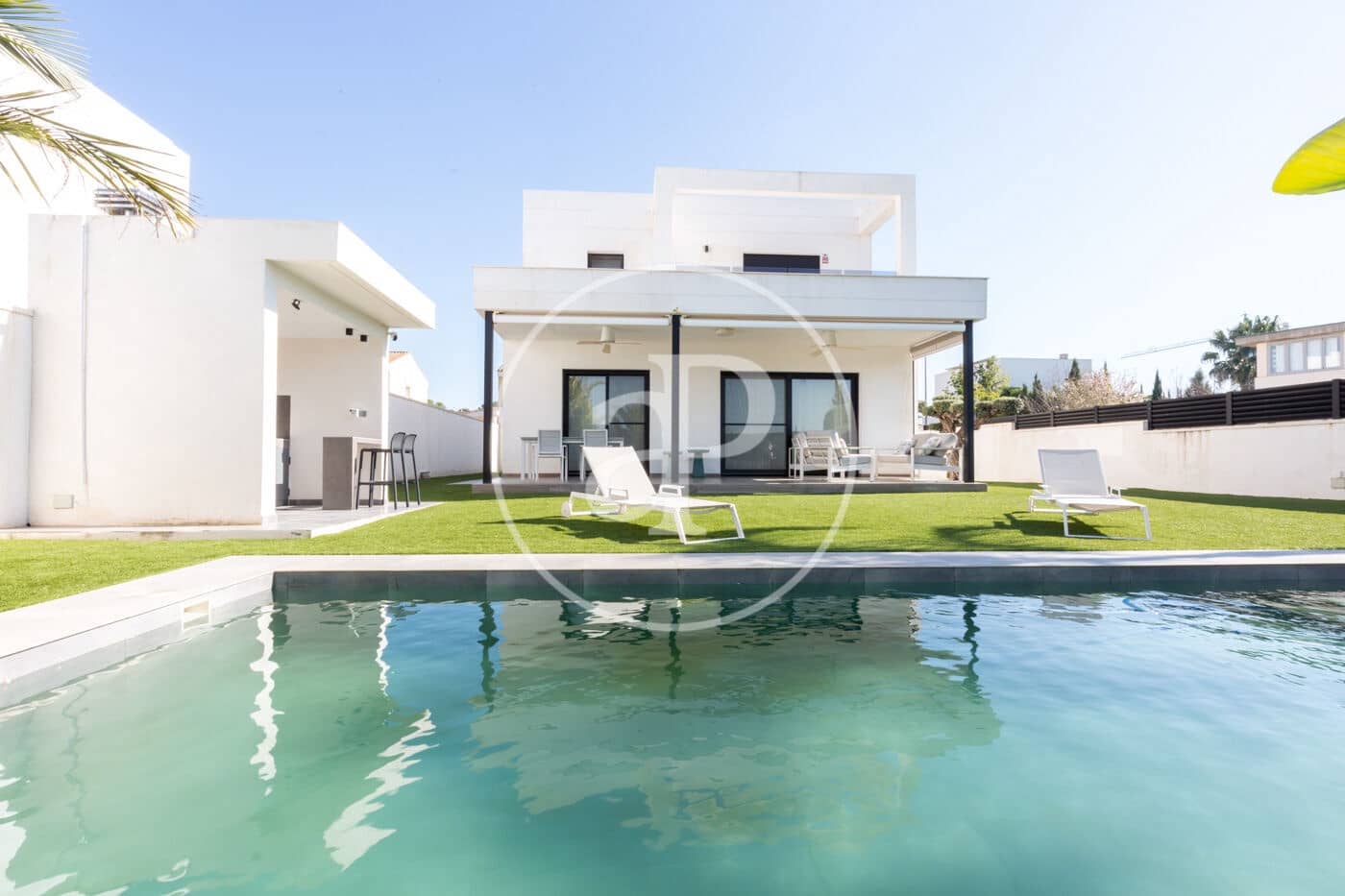 4 slaapkamer Villa te koop in San Antonio de Benageber met zwembad - € 1.499.000 (Ref: 9637694)