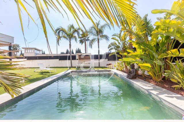 4 bedroom Villa for sale in San Antonio de Benagéber with pool - € 1,499,000 (Ref: 9637694)