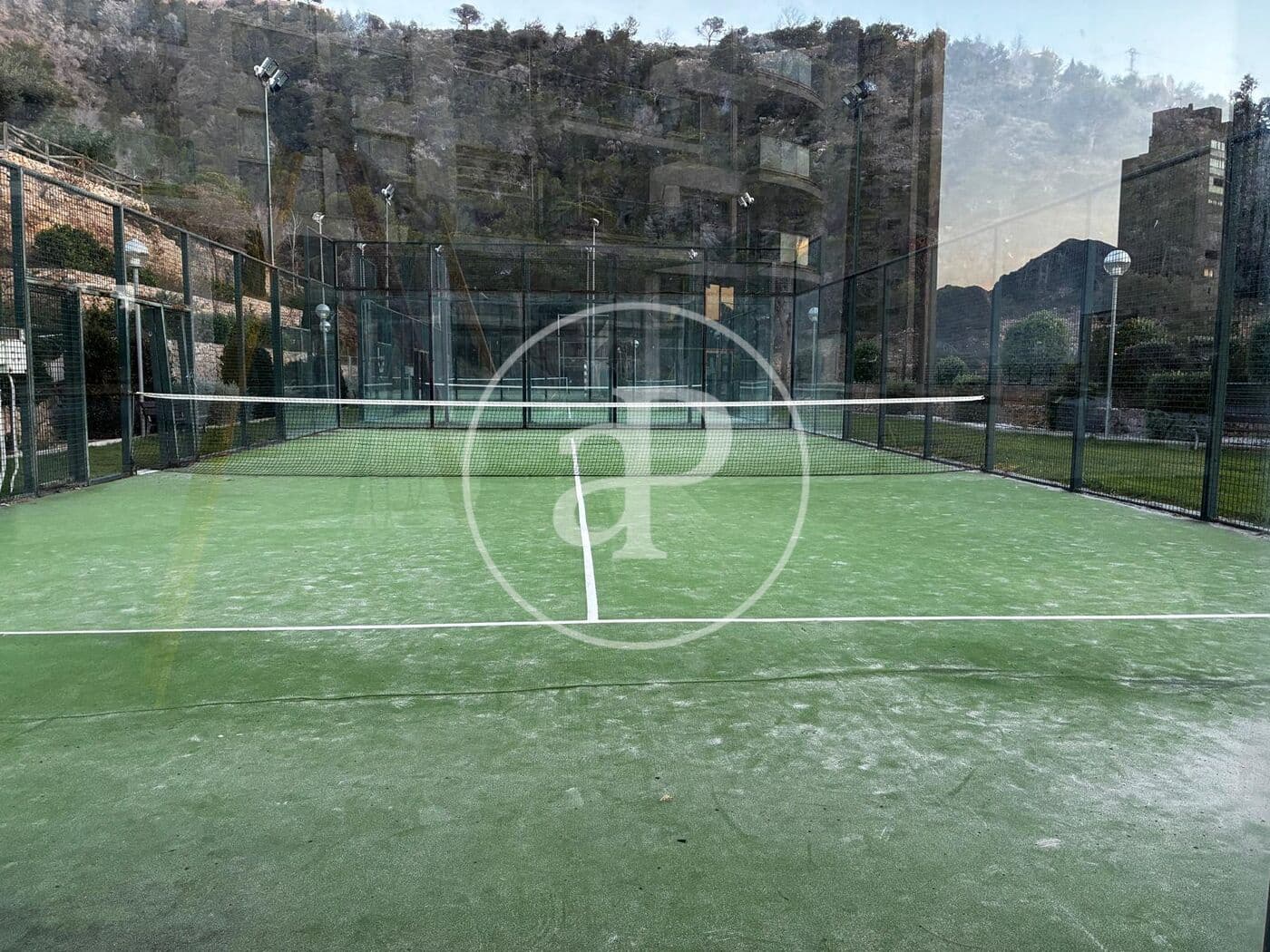 2 bedroom Apartment for sale in Benidorm with pool - € 395,000 (Ref: 9637695)