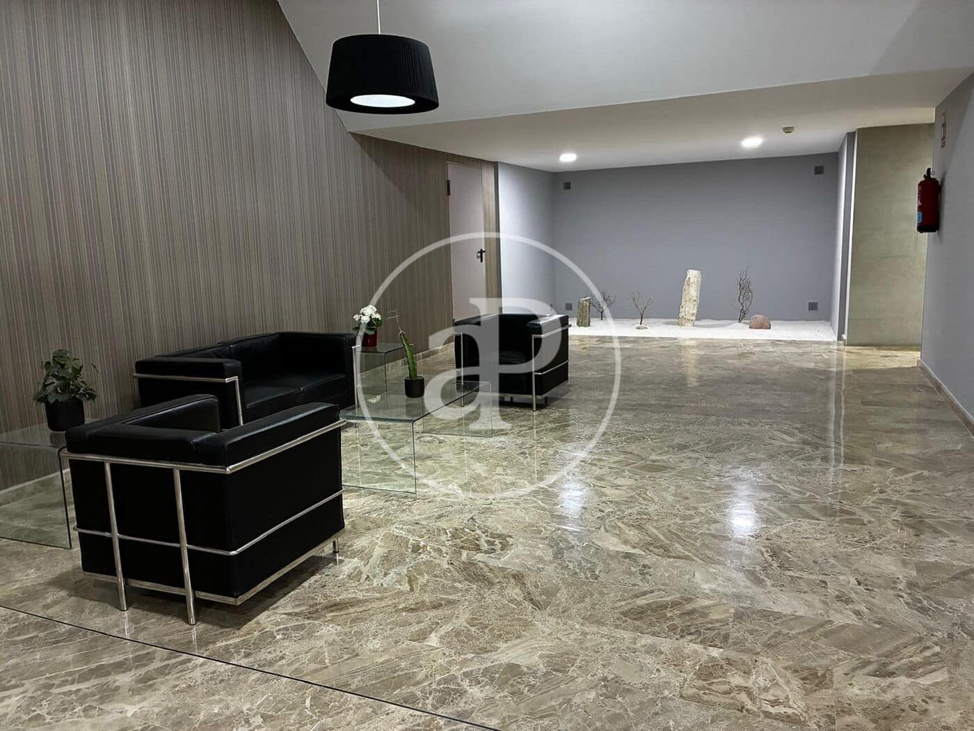 2 bedroom Apartment for sale in Benidorm with pool - € 395,000 (Ref: 9637695)