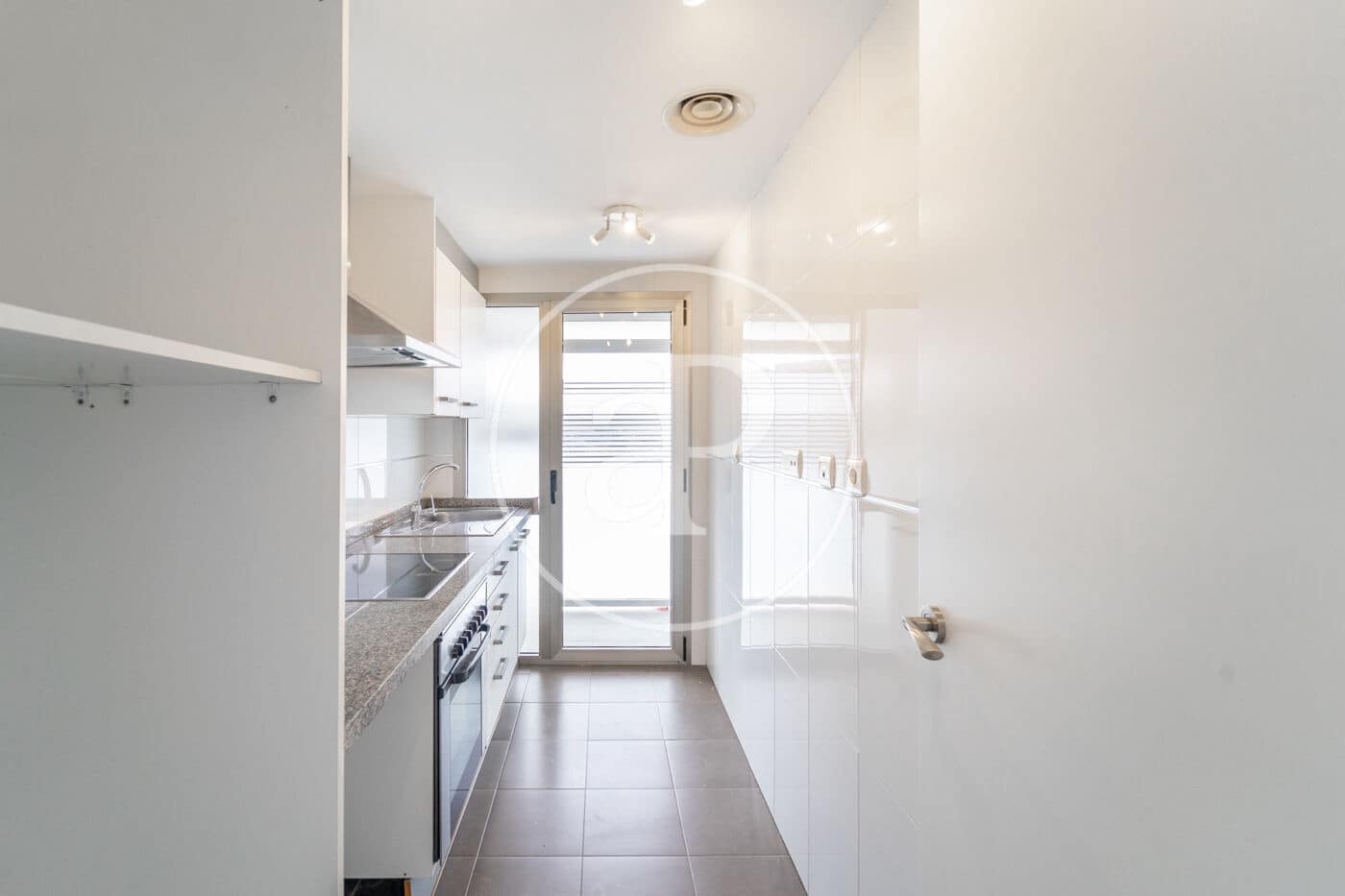 2 bedroom Apartment for sale in Benidorm with pool - € 395,000 (Ref: 9637695)