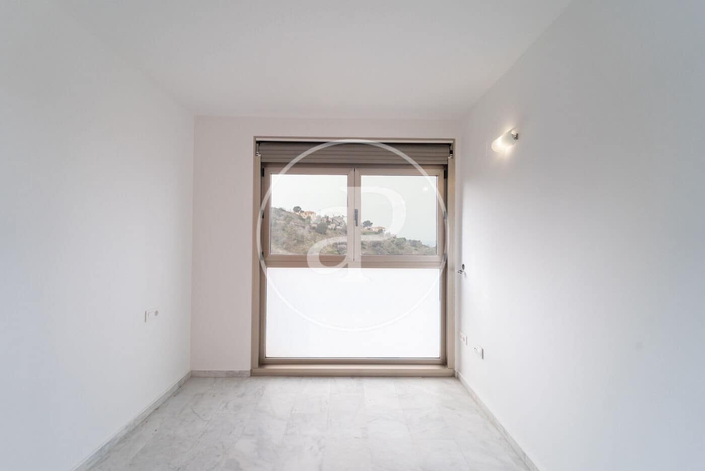 2 bedroom Apartment for sale in Benidorm with pool - € 395,000 (Ref: 9637695)