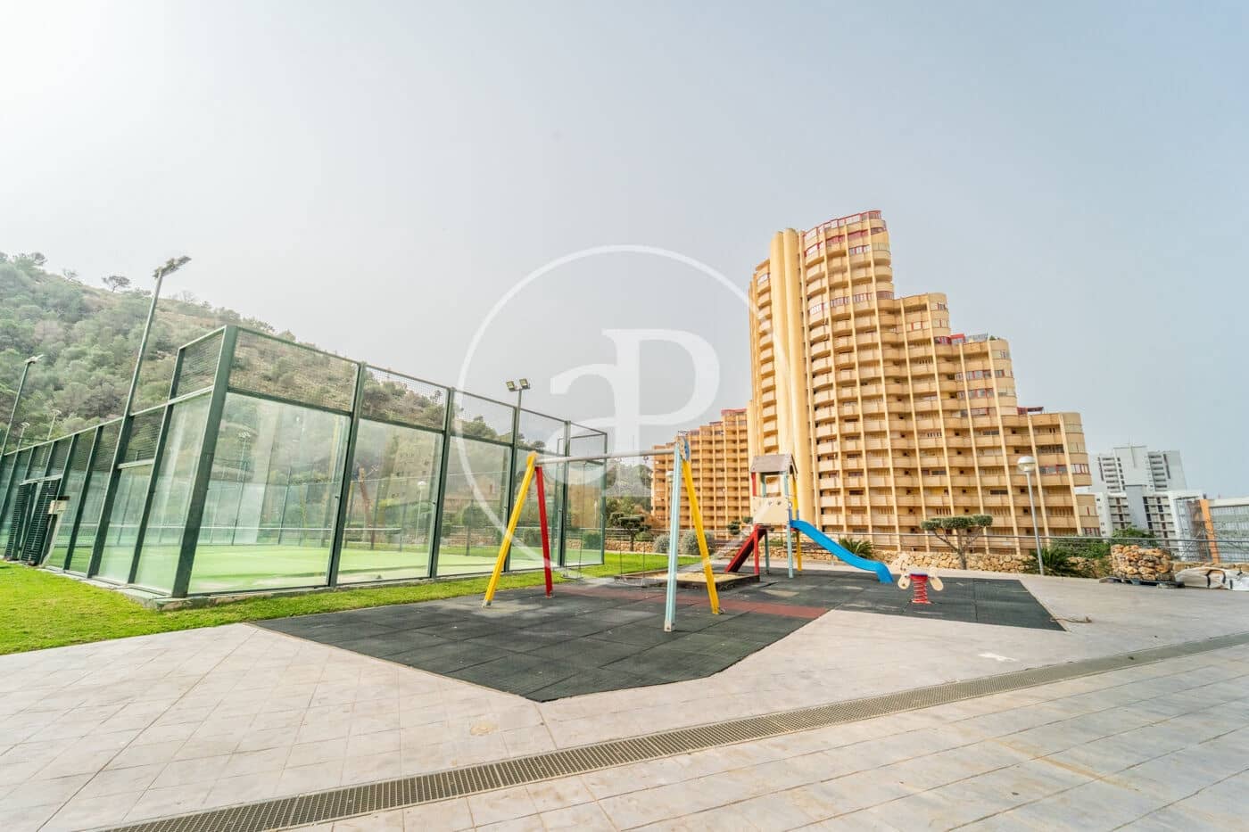 2 chambre Appartement à vendre à Benidorm avec piscine - 395 000 € (Ref: 9637695)