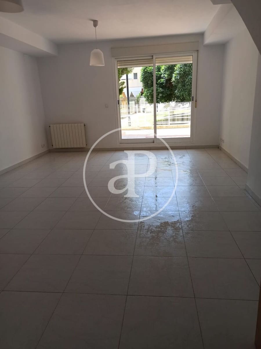 3 quarto Apartamento para arrendar em Almenara com piscina - 1 500 € (Ref: 9645111)