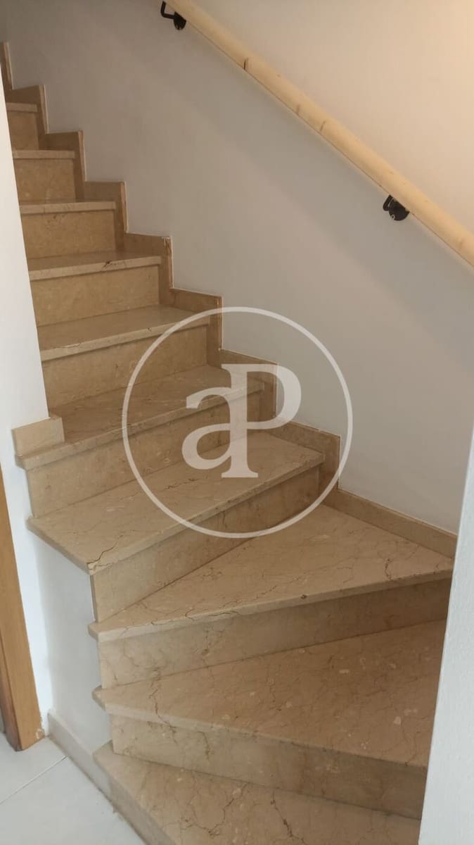 3 quarto Apartamento para arrendar em Almenara com piscina - 1 500 € (Ref: 9645111)