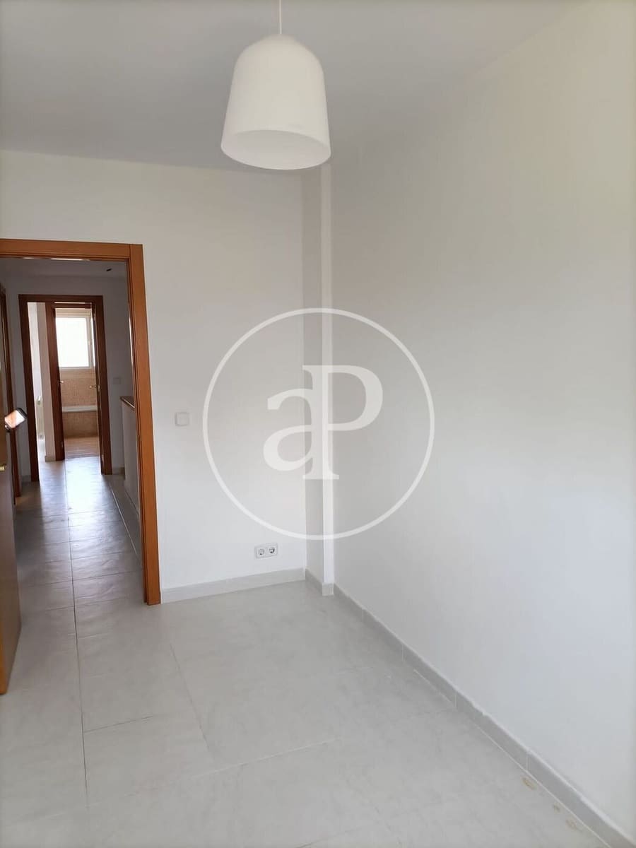 3 quarto Apartamento para arrendar em Almenara com piscina - 1 500 € (Ref: 9645111)