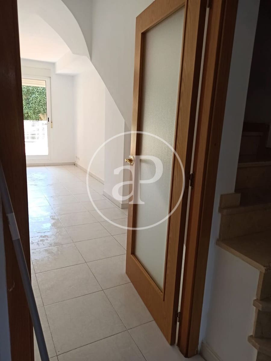 3 quarto Apartamento para arrendar em Almenara com piscina - 1 500 € (Ref: 9645111)