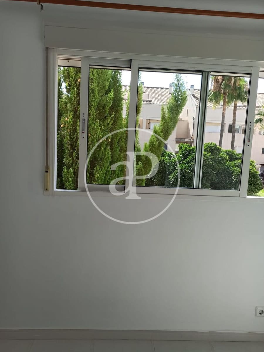 3 quarto Apartamento para arrendar em Almenara com piscina - 1 500 € (Ref: 9645111)