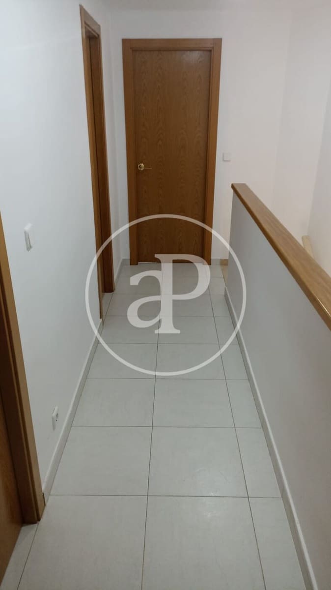 3 quarto Apartamento para arrendar em Almenara com piscina - 1 500 € (Ref: 9645111)