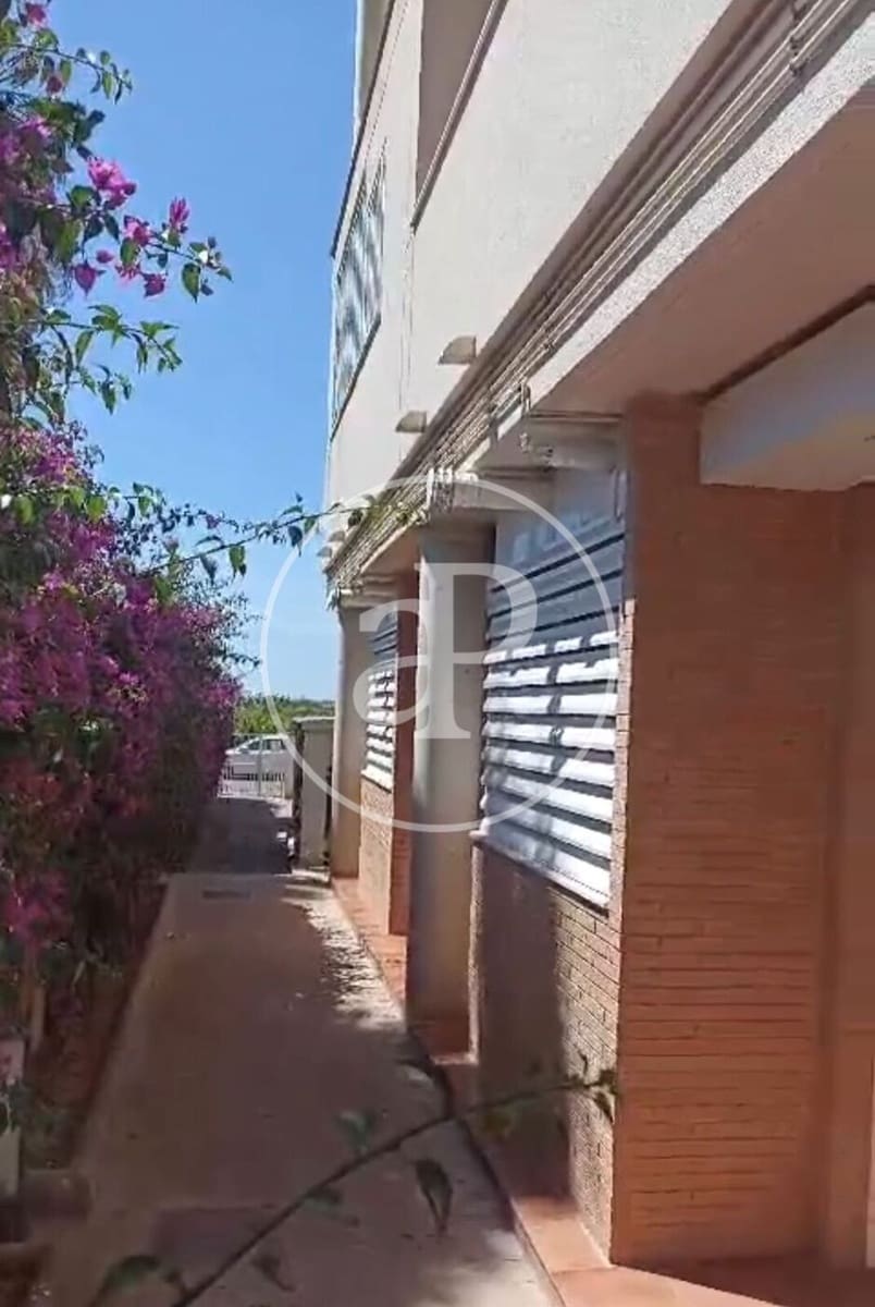 3 quarto Apartamento para arrendar em Almenara com piscina - 1 500 € (Ref: 9645111)
